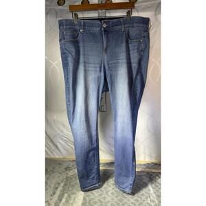 TORRID Women’s  Denim Bombshell  Skinny 20R Premium Stretch Jeans